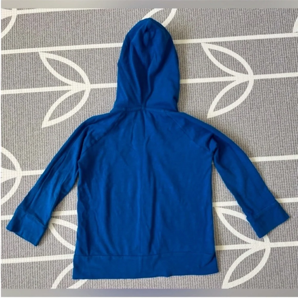 Kate Quinn Botton front raglan hoodie | royal blue |organic cotton